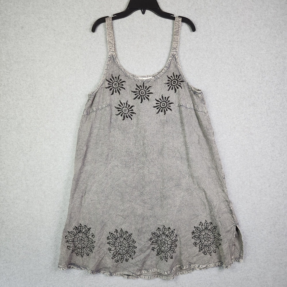 Daisy Island Dress Womens Small Gray Sun Embroidered Acid Wash Boho Tie Back
